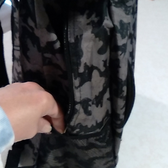 backpack - Picture 5 of 5